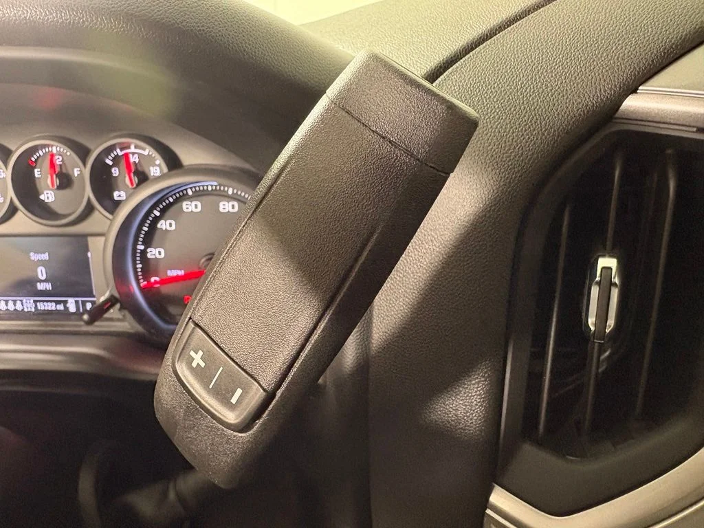Used 2024 White GMC Pro image 30