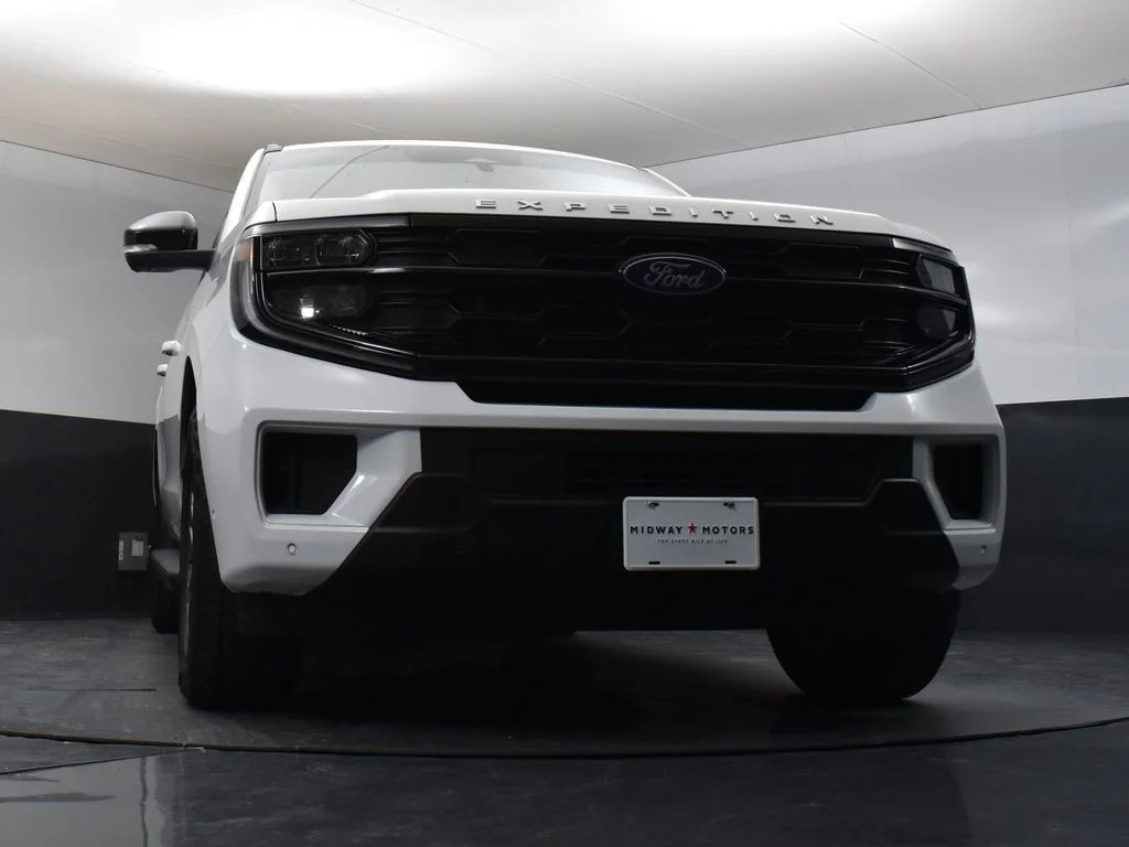 Certified Used 2025 White Ford Active image 31