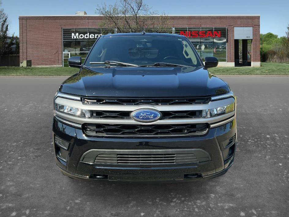 Used 2022 Black Metallic Ford XLT image 6
