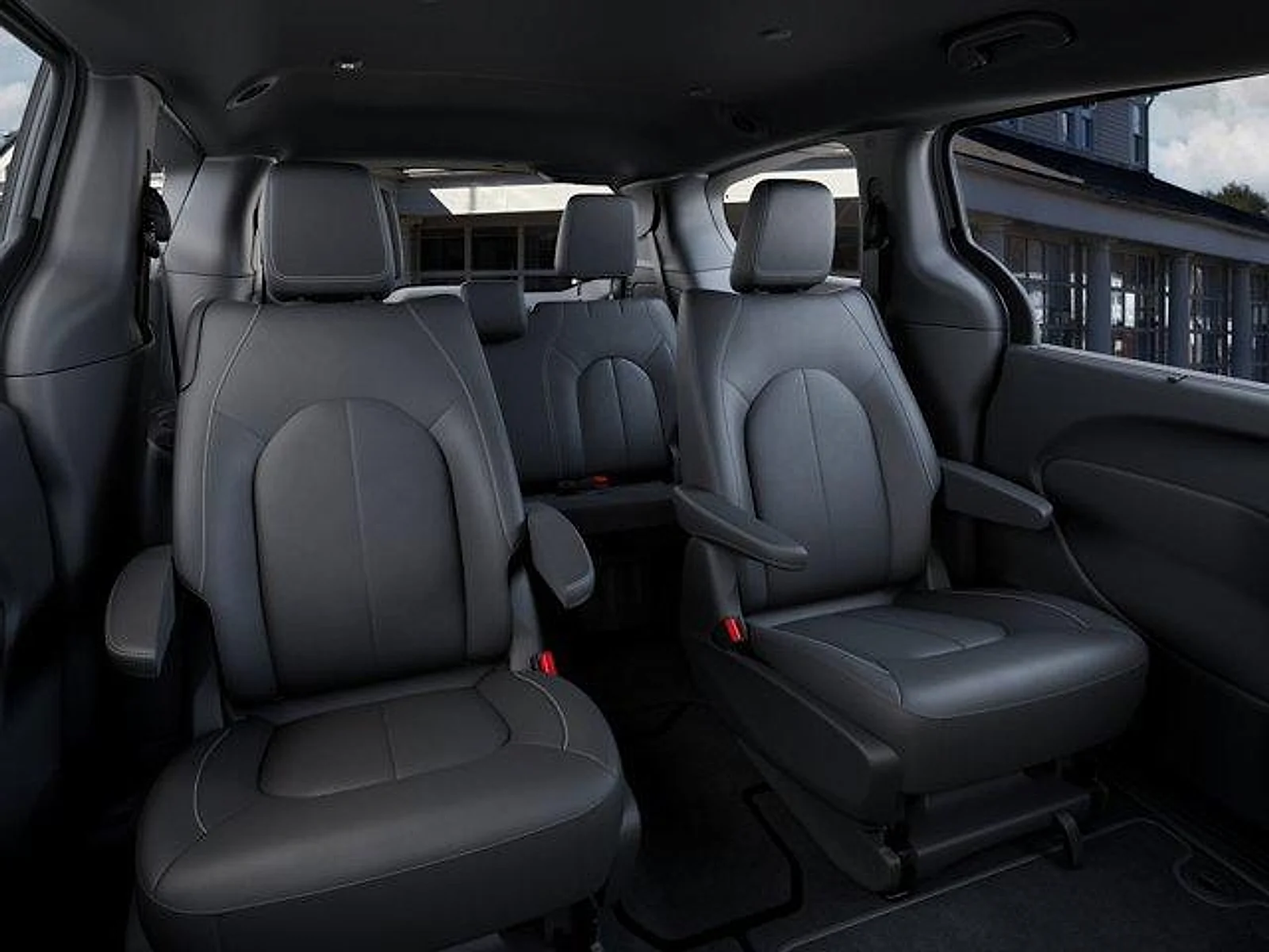 2026 Chrysler Pacifica Select - Photo 15