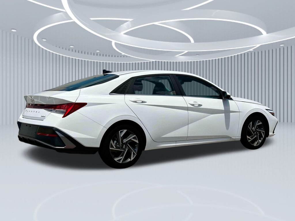 New 2025 White Hyundai Limited image 27
