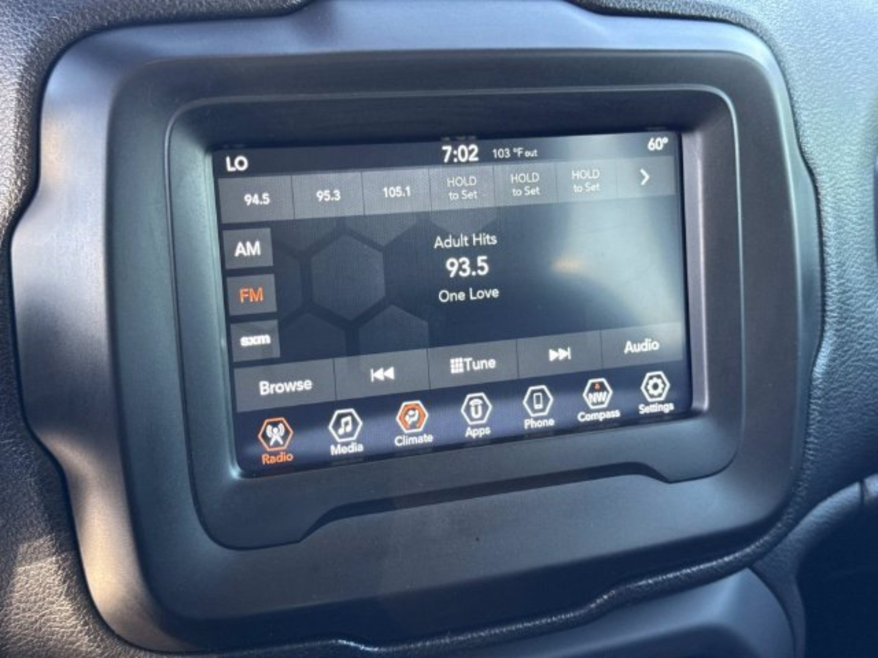 2020 Jeep Renegade Latitude - Photo 14