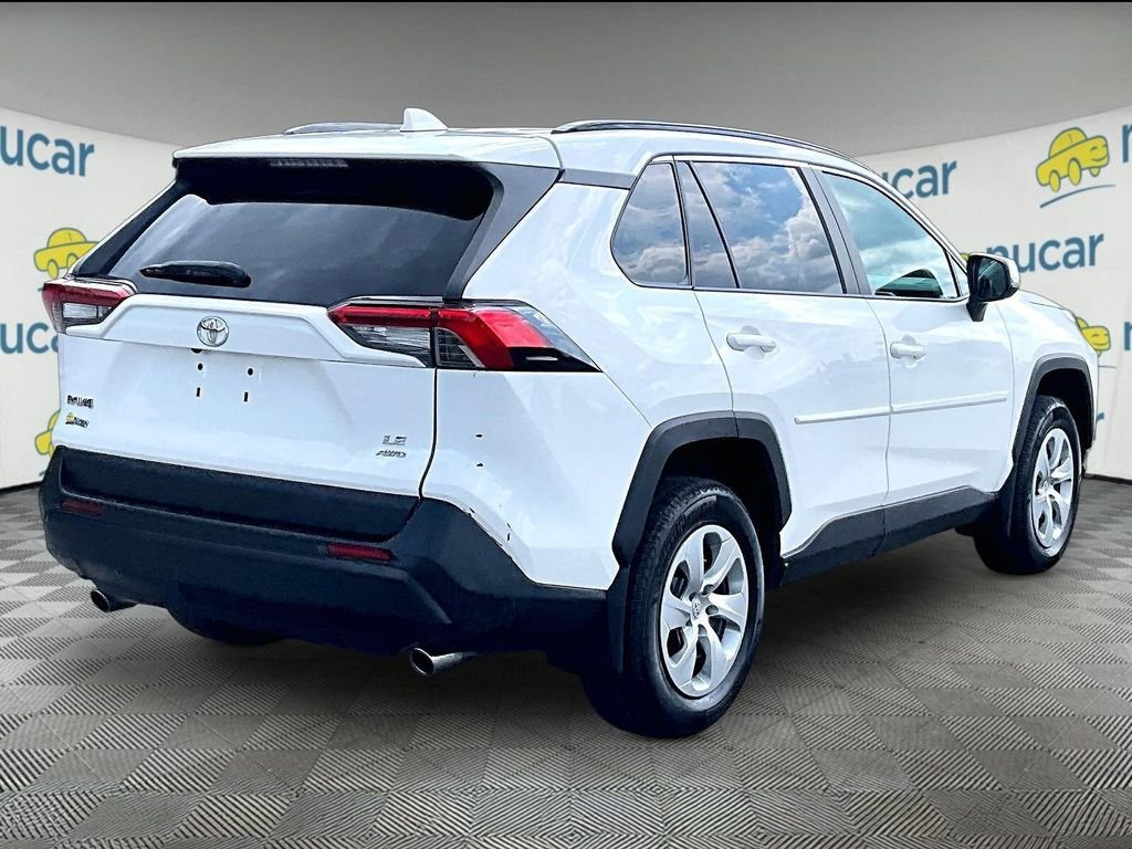 Used 2021 White Toyota LE image 6