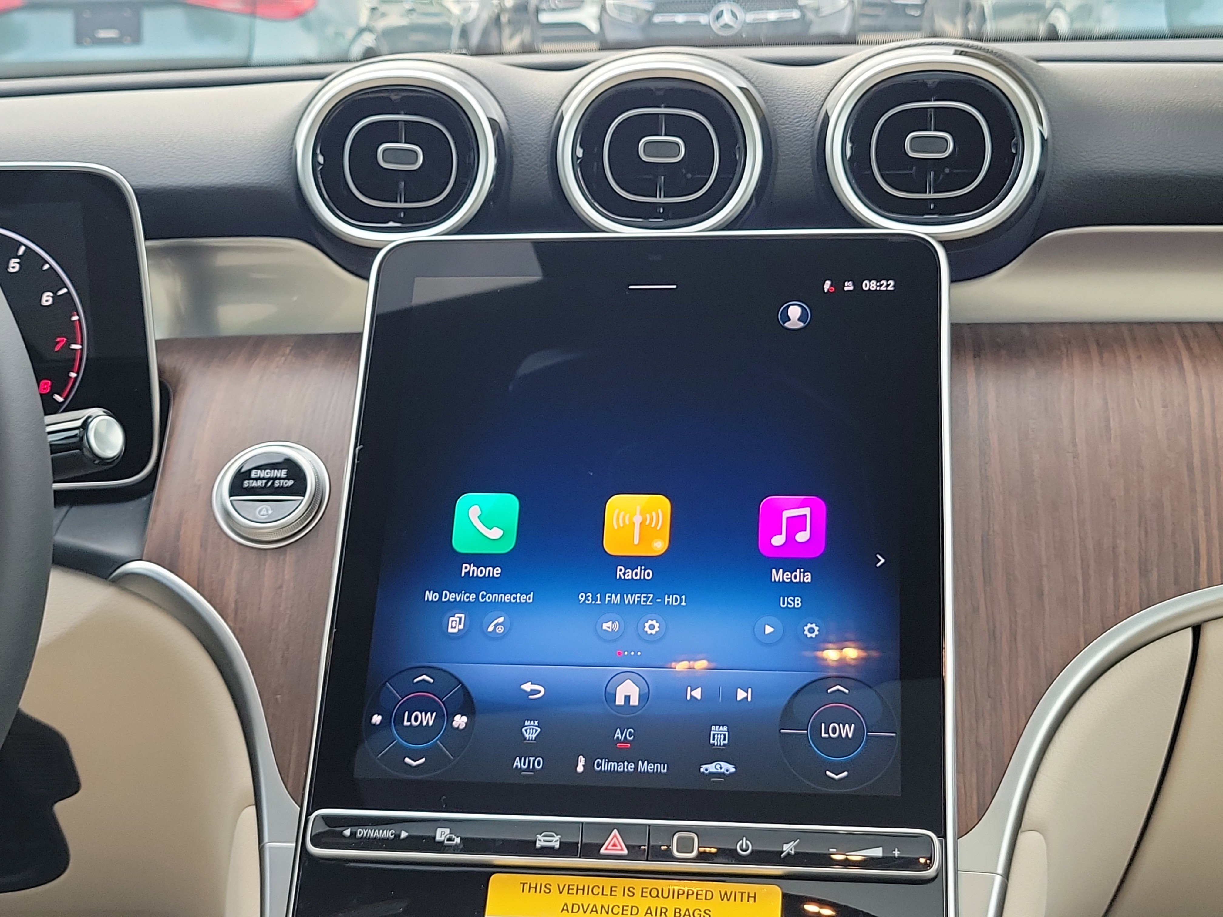 New 2026 Cirrus Silver Metallic Mercedes-Benz GLC 300 image 15