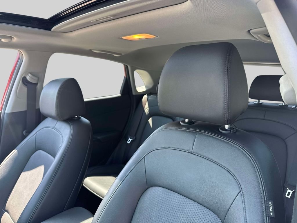 2022 Hyundai Kona Limited - Photo 20