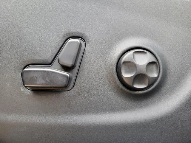 Used 2019 Green Jeep Limited image 19