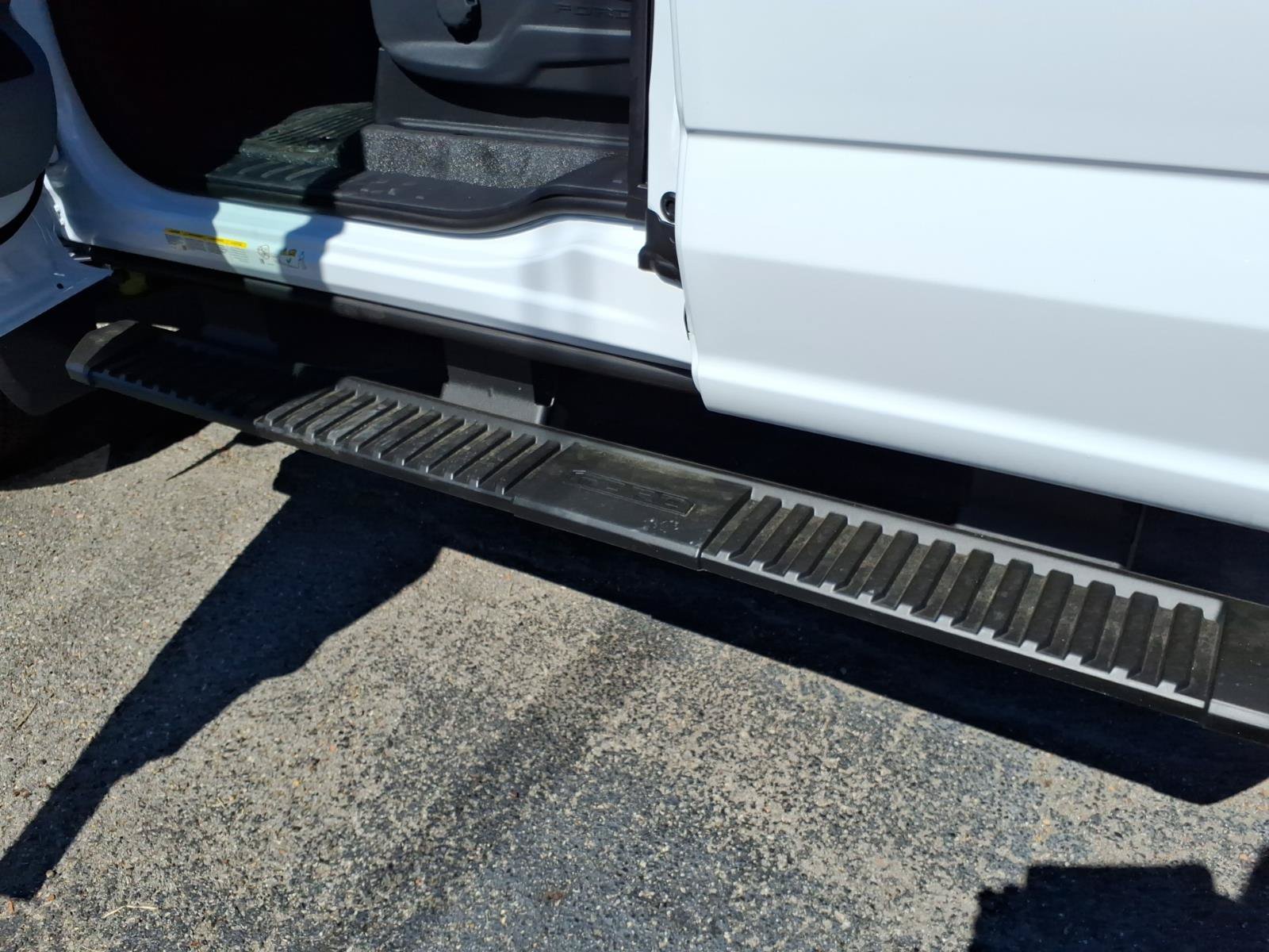 New 2027 Oxford White Ford F-550® XL image 13