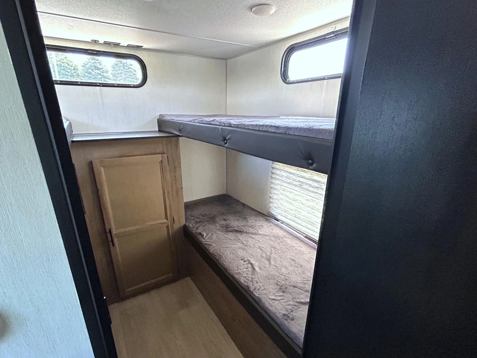 Used 2025 White Forest River Patriot Edition image 21