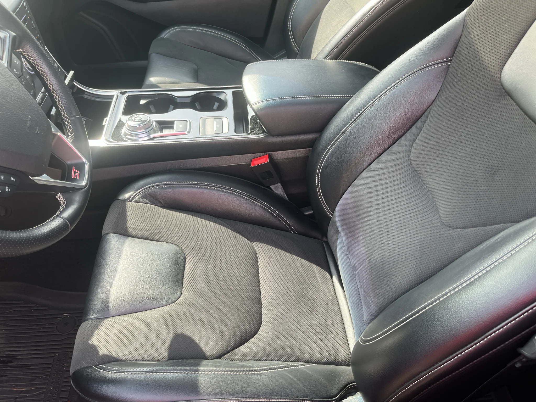 Used 2019 Ruby Red Metallic Tinted Clearcoat Ford ST image 20