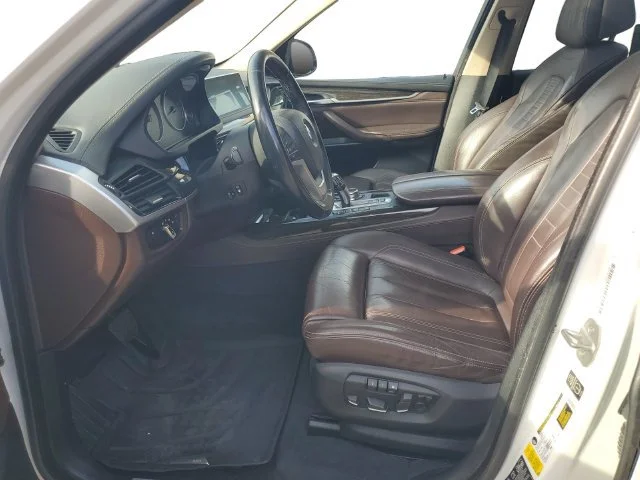 Used 2014  BMW xDrive35i image 9