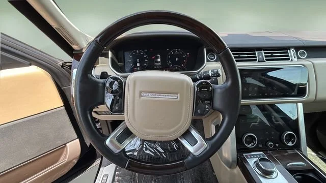Used 2019 Blue Land Rover 5.0L V8 Supercharged image 11
