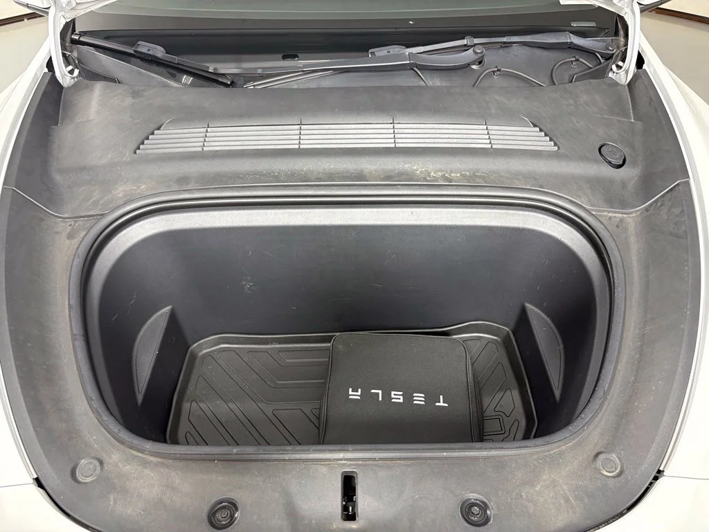 Used 2021 White Tesla Long Range image 41