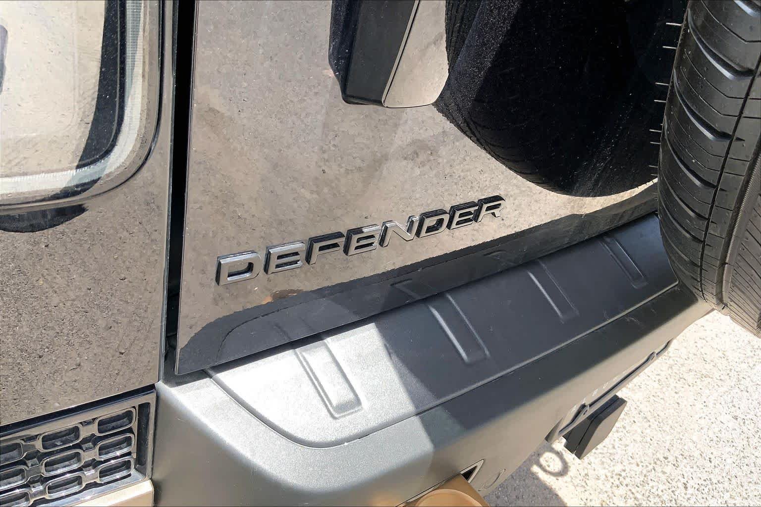 New 2026 Petra Copper Land Rover OCTA image 15