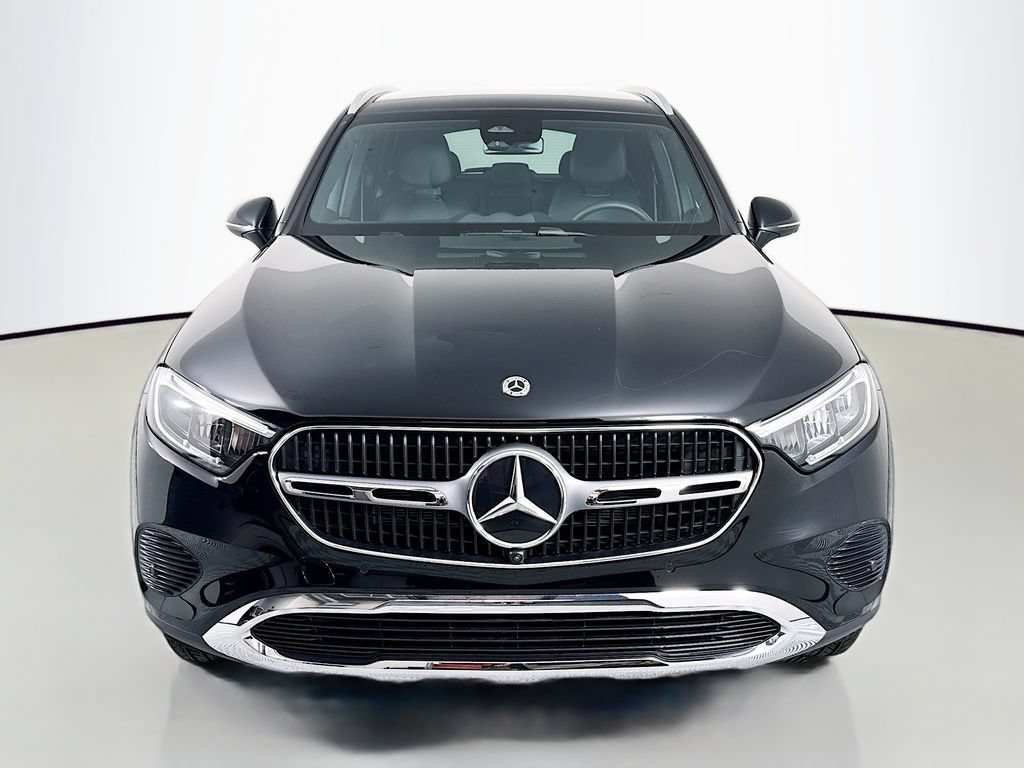 New 2026 Black Mercedes-Benz GLC 300 image 39