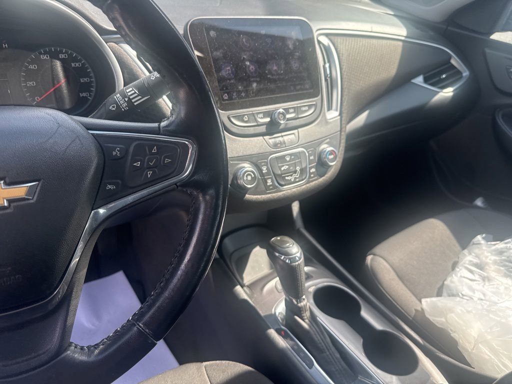 Used 2020 MOSAIC BLACK METALLIC Chevrolet RS image 19