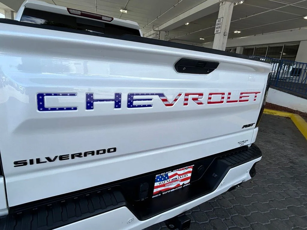 Used 2021 White Chevrolet RST image 24