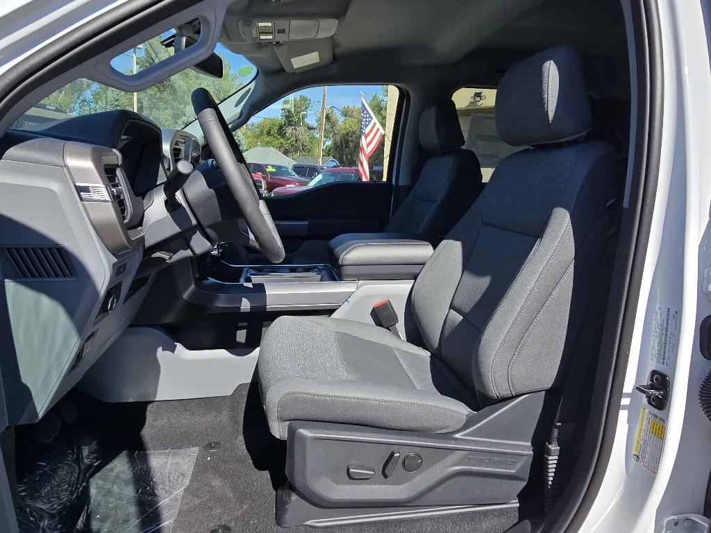 New 2026 White Ford XLT image 10