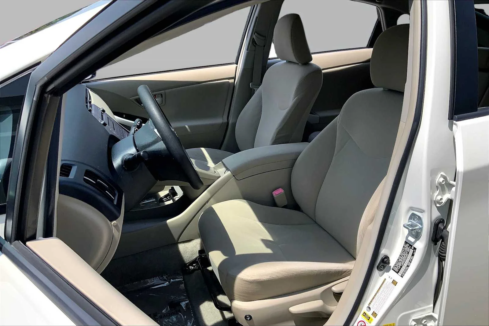 Used 2011 Blizzard Pearl Toyota III image 8