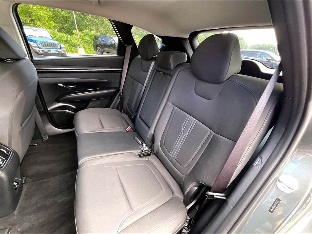 Used 2023 Amazon Gray Hyundai SEL image 14