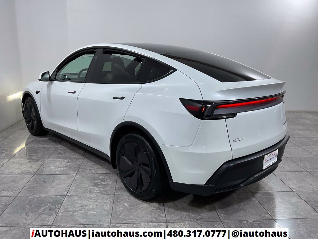 Used 2026 White Tesla Premium image 4