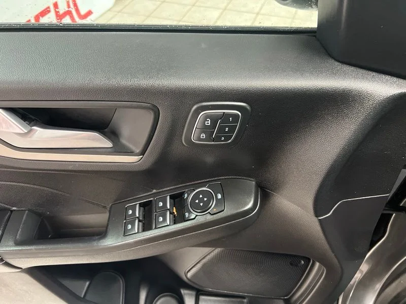 Used 2021 Gray Ford SEL image 22