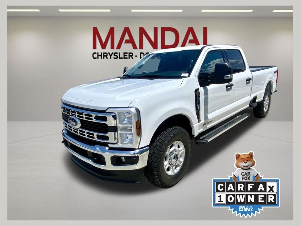 Used 2025 White Ford XLT image 1
