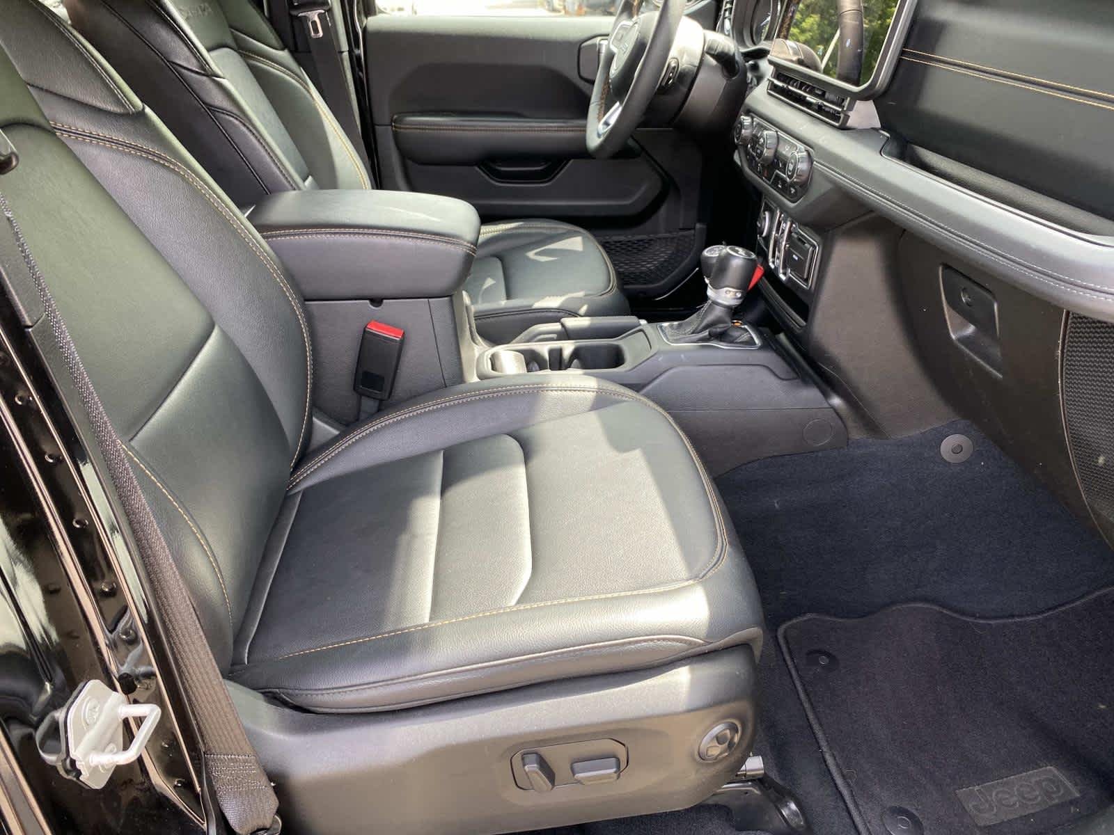 Certified Used 2024 Black Clearcoat Jeep Sahara image 24