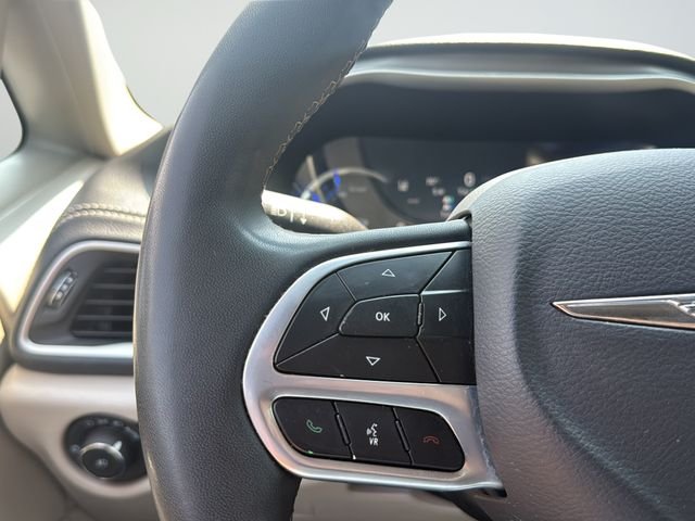 Used 2023 White Chrysler Touring L image 14