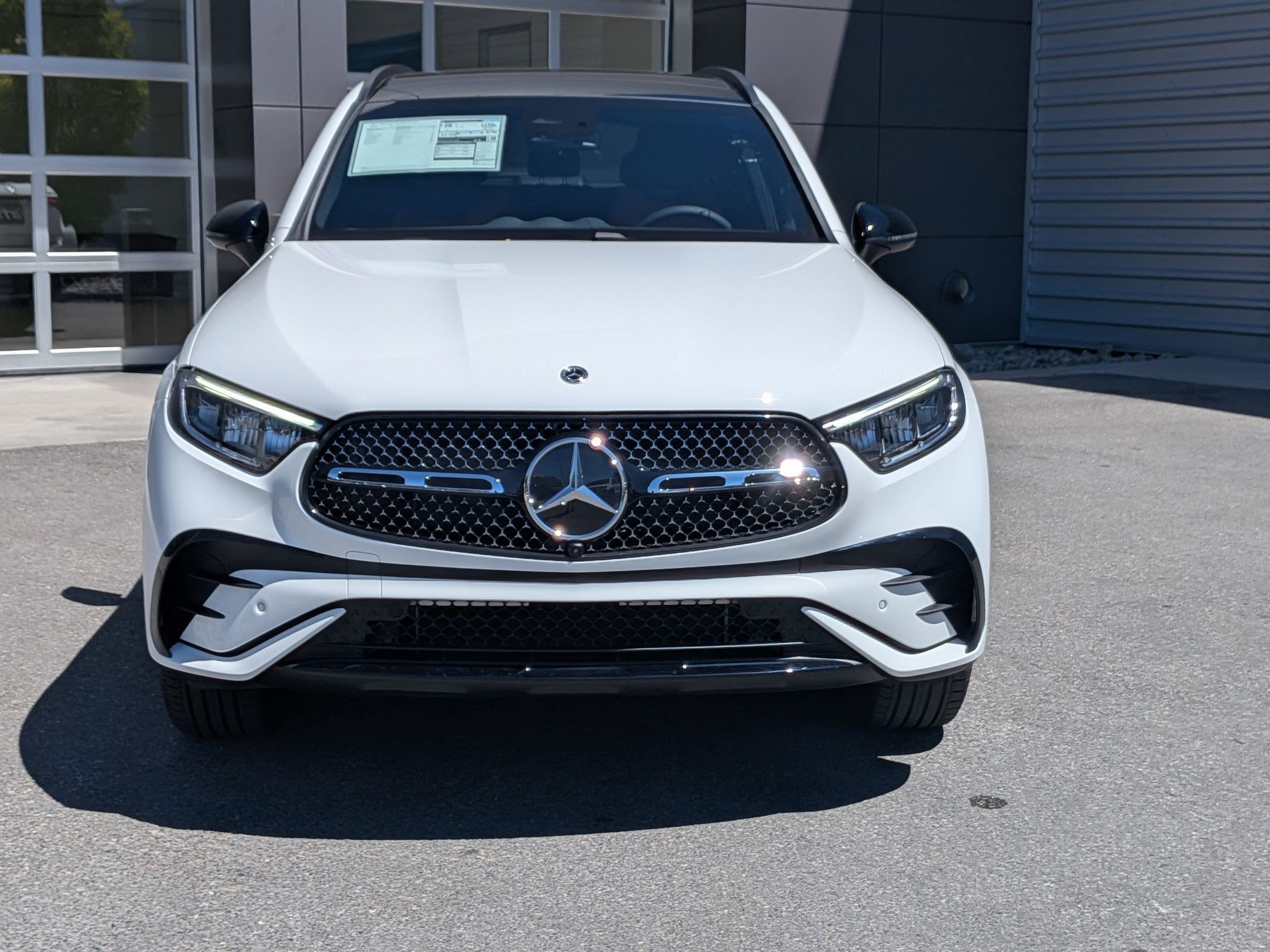 New 2026 Polar White Mercedes-Benz GLC 300 image 25