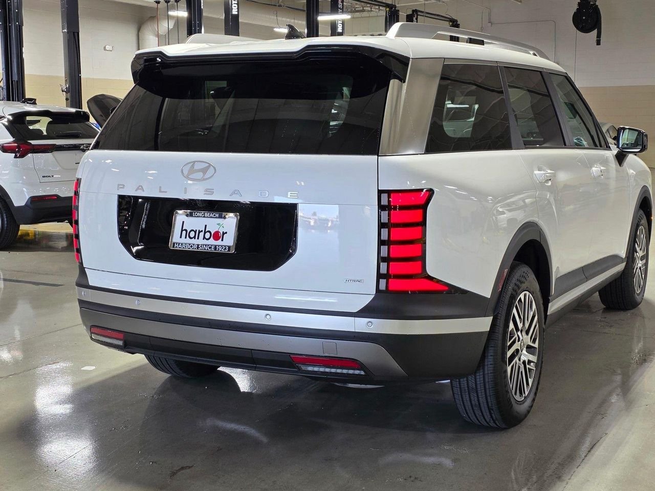 New 2026 Creamy White Pearl Hyundai SEL AWD image 11