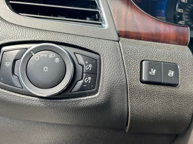 Used 2013 Gray Ford Limited image 25