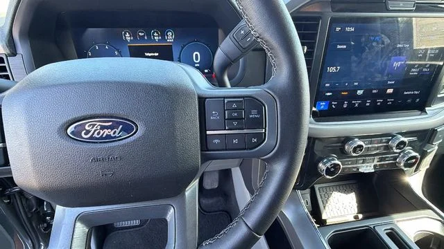 Used 2025 Gray Ford XLT image 29