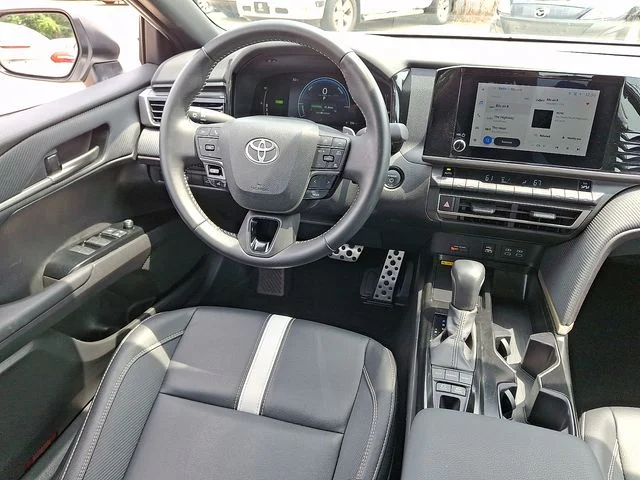 Used 2025 White Toyota SE image 14