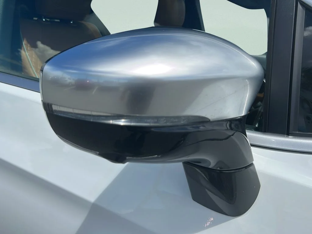 Used 2023 White Chrysler Pinnacle image 26