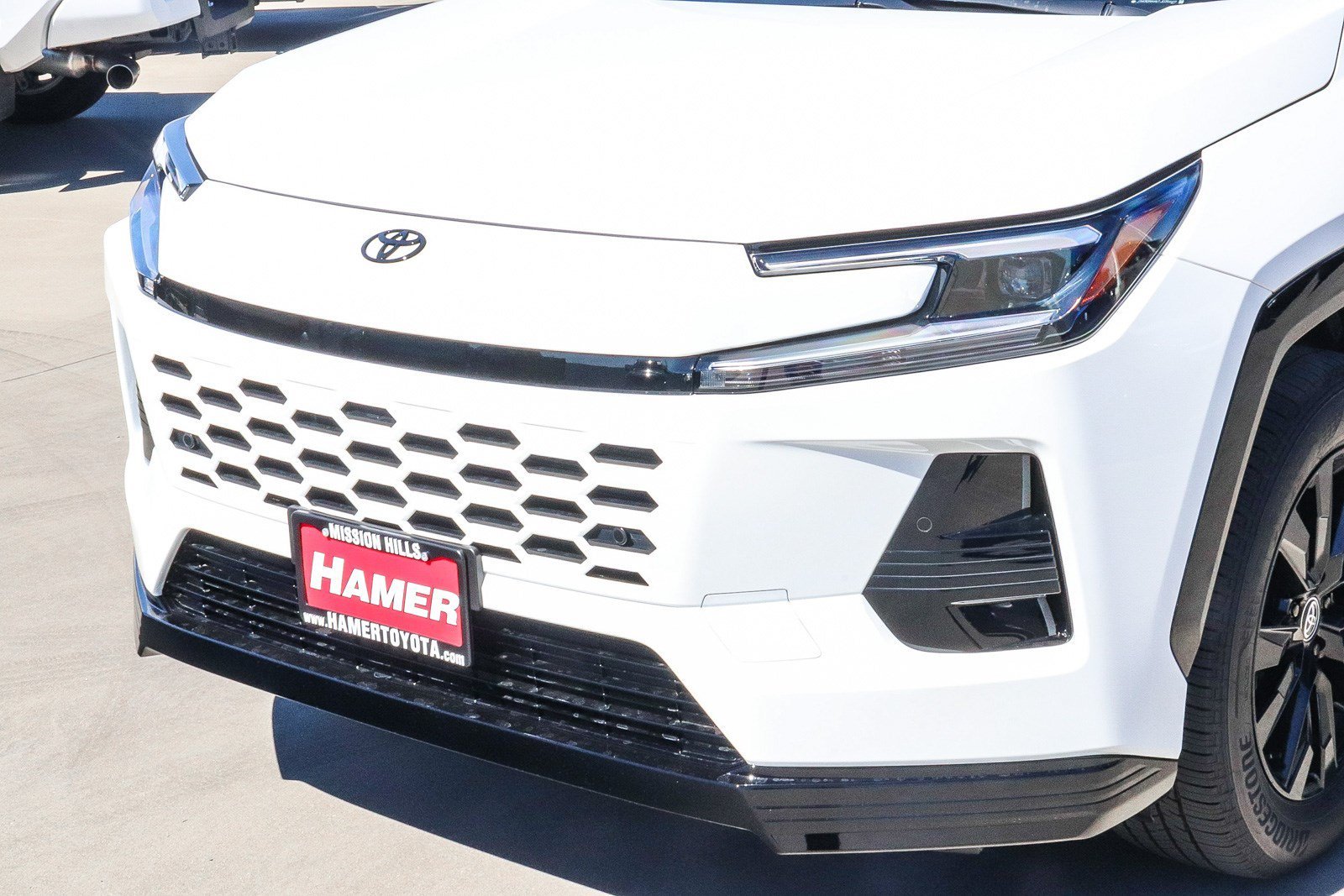 New 2026 Ice Cap Toyota SE image 8