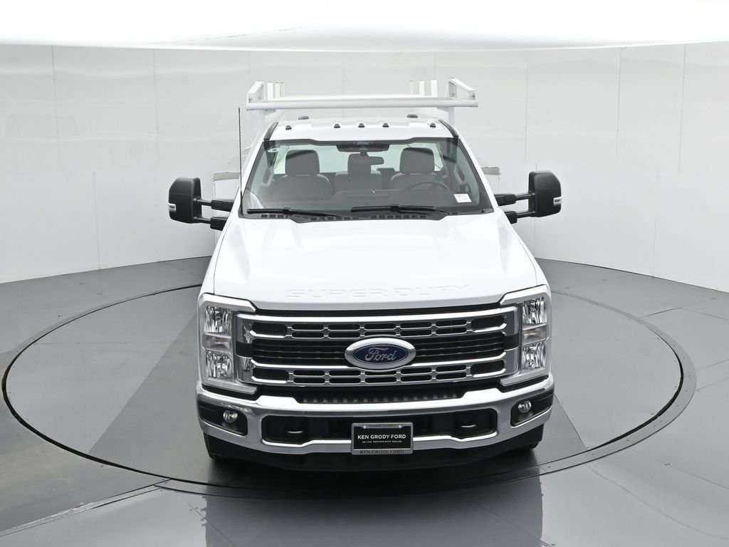 New 2026 Oxford White Ford XL image 37