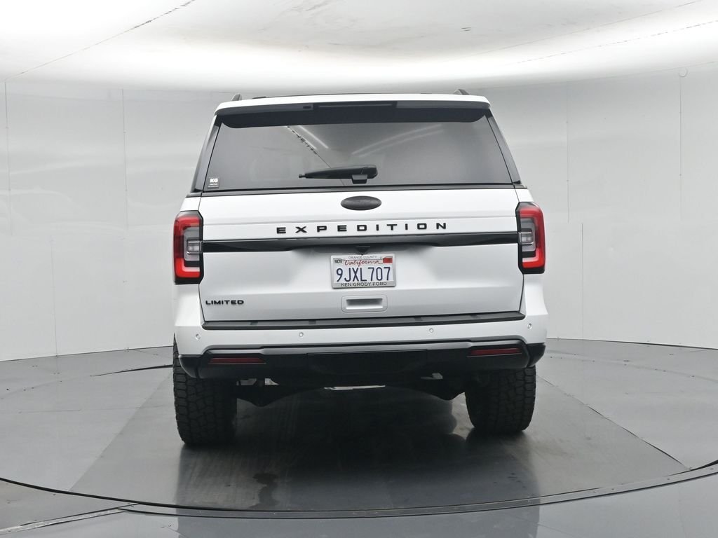 Used 2024 White Ford Limited image 59