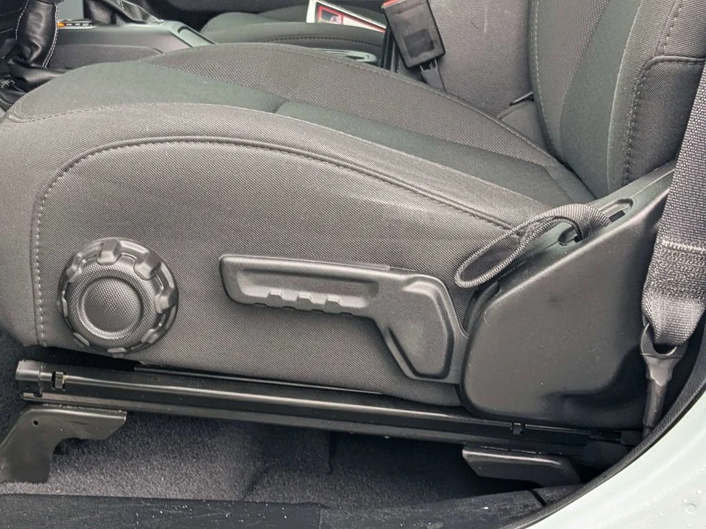 Used 2023 Gray Jeep Sahara image 18