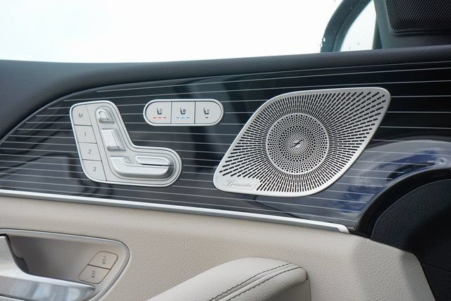 2026 Mercedes-Benz GLS Base - Photo 45