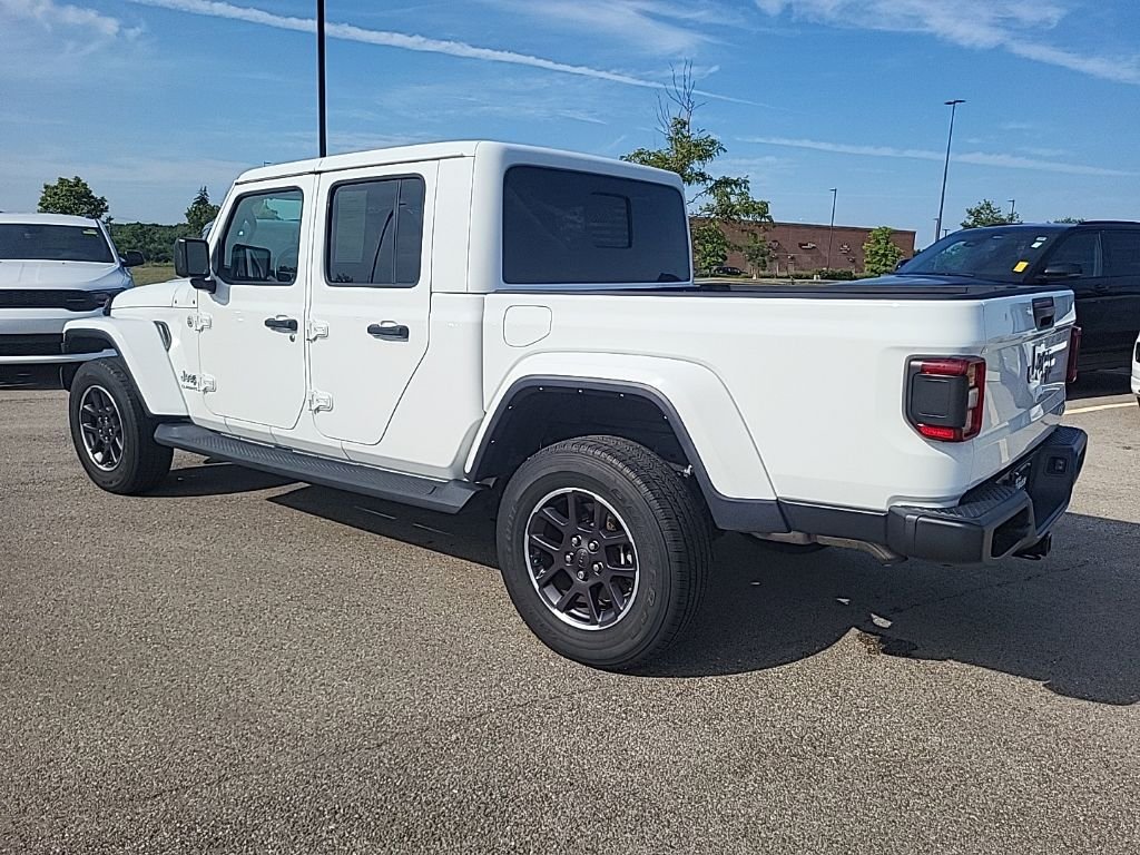 Used 2022 White Jeep Overland image 3