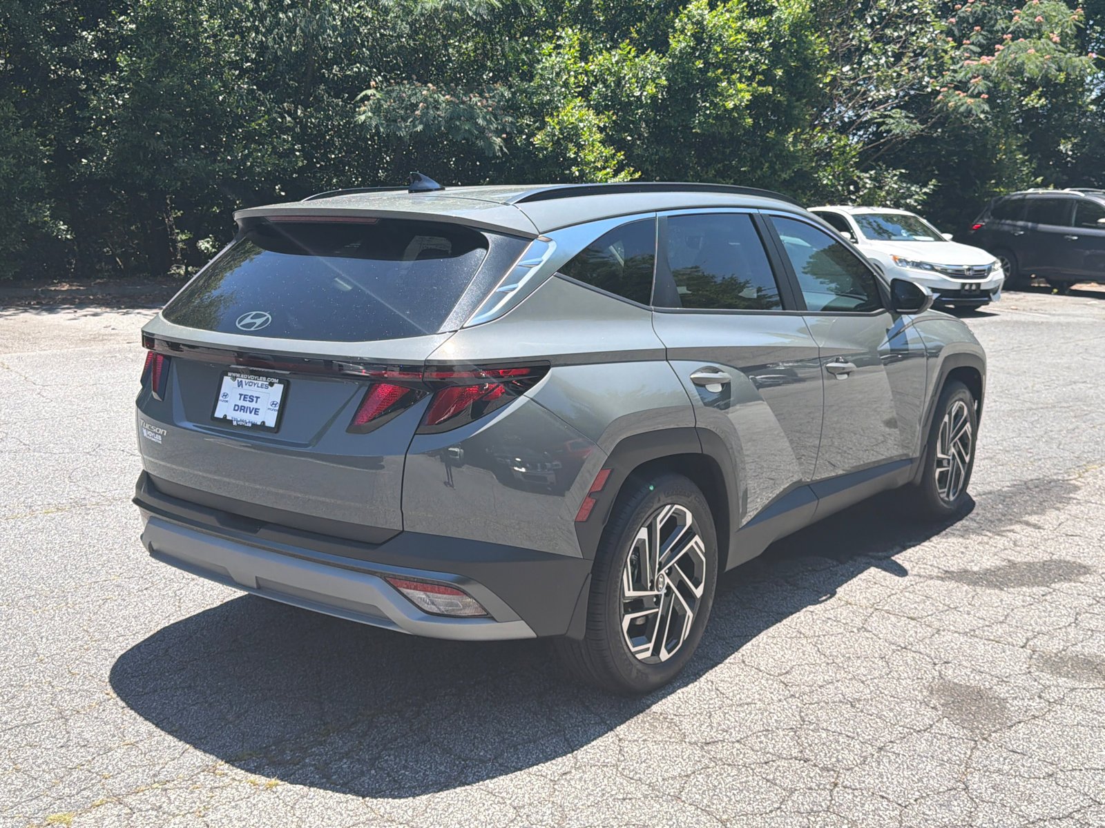New 2026 Hampton Gray Hyundai SEL image 7