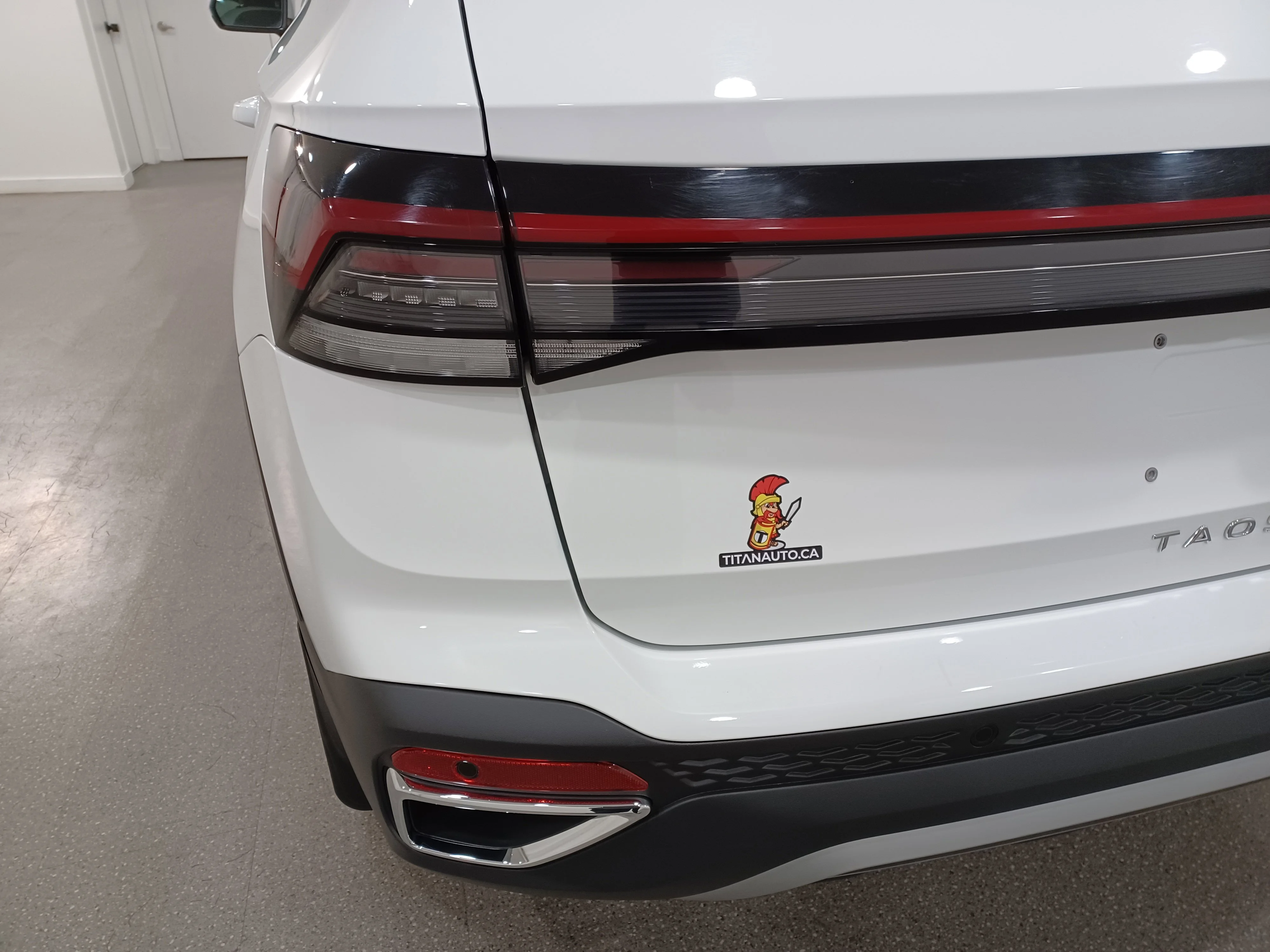 Certified Used 2025 Pure White Volkswagen Comfortline 4Motion*Adaptive Cruise | Remote Start | Htd Seats | Htd Wheel | Blind Spot Detection image 20