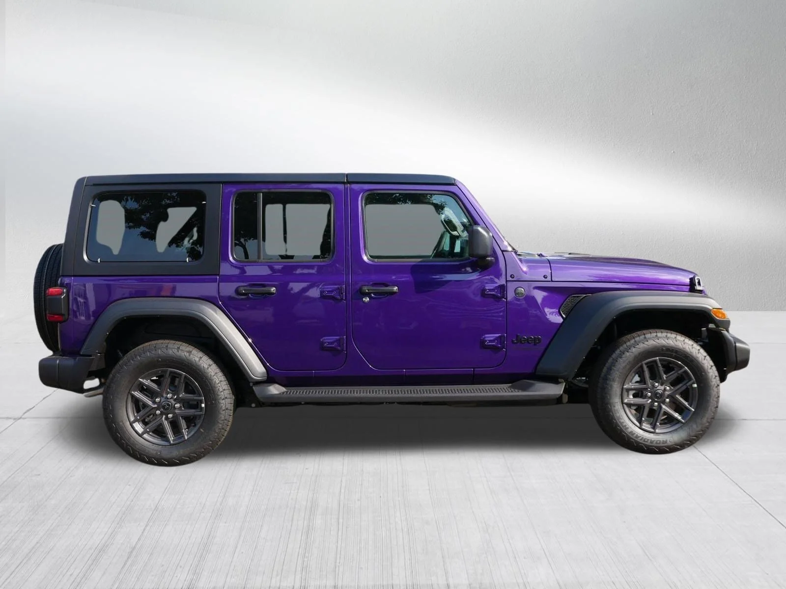 New 2026 Reign Exterior Paint Jeep Sport S image 8