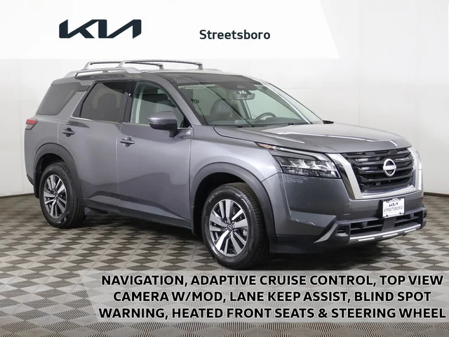 2024 Nissan Pathfinder SL