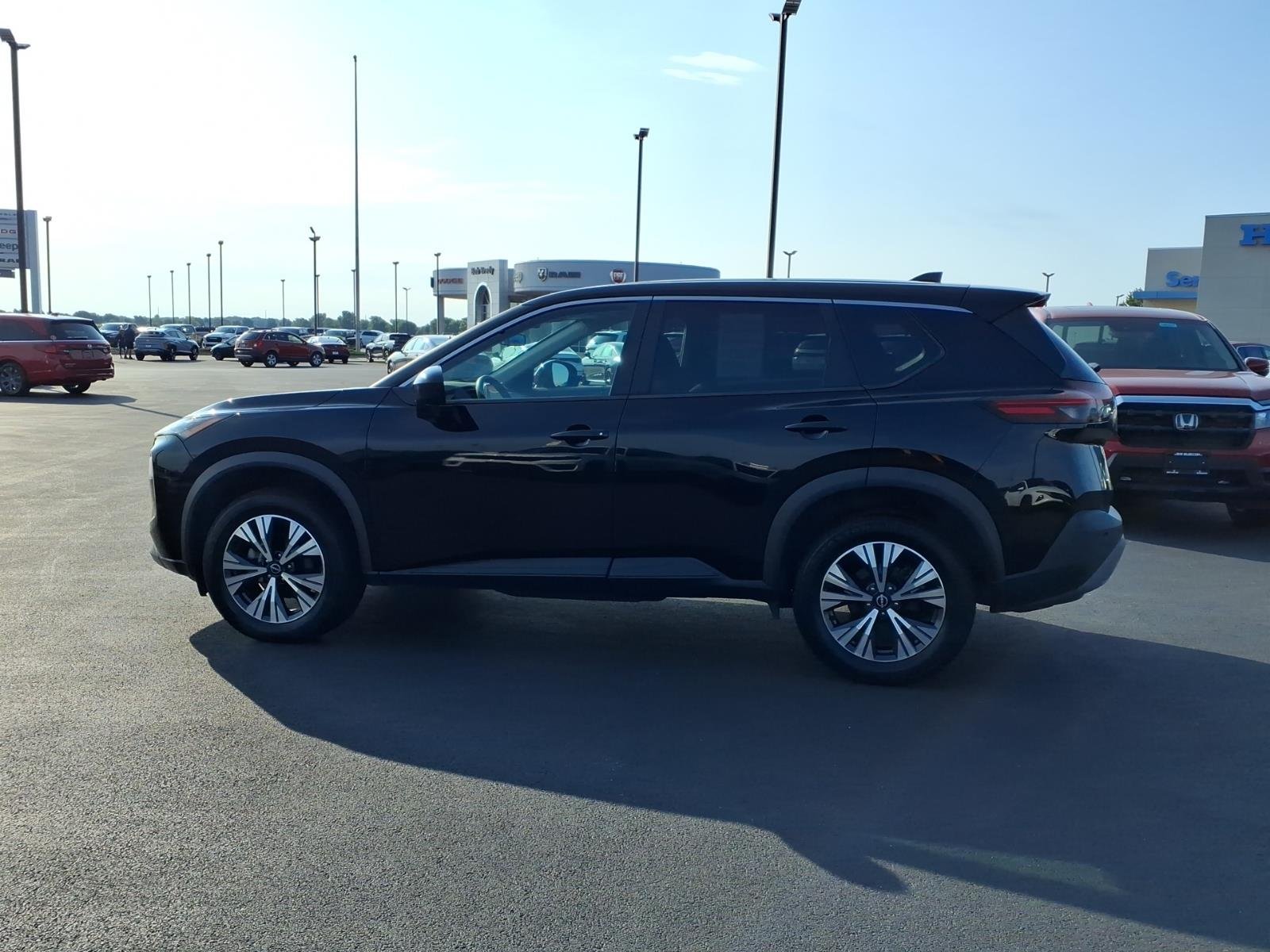 Used 2023 Super Black Nissan SV image 15