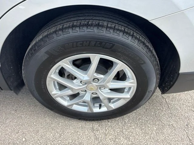 Used 2022 Silver Chevrolet LT image 32