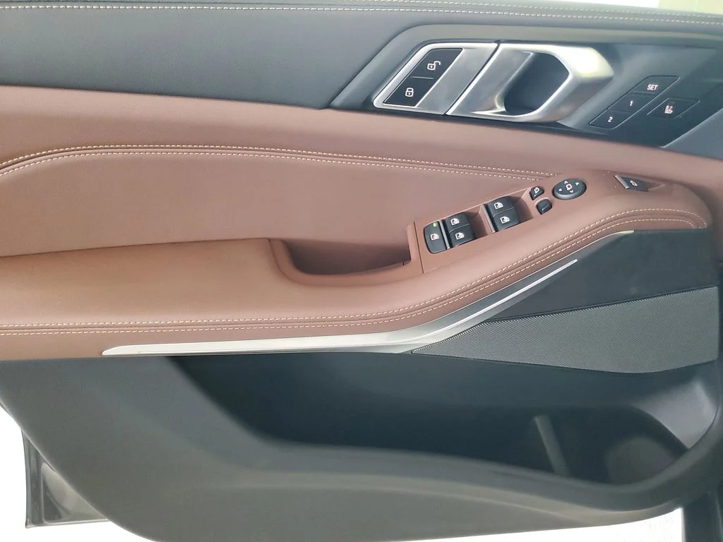New 2026 Gray BMW xDrive40i image 14