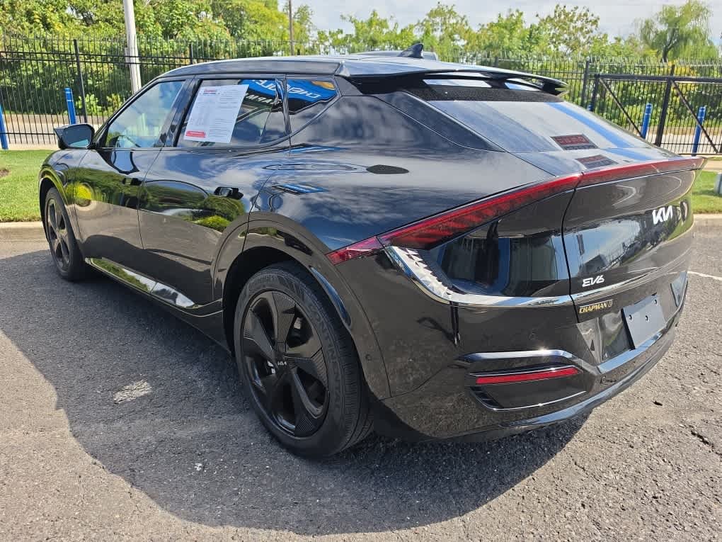 Used 2023 Black Kia GT-Line image 3