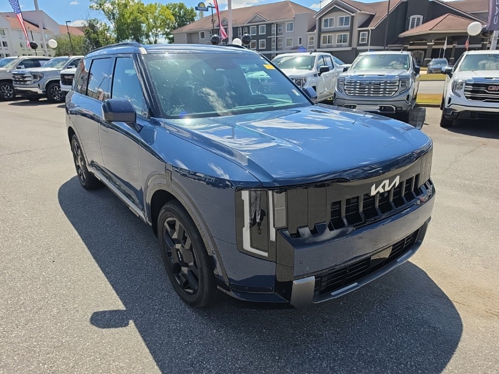Used 2027 Black Kia SX image 1