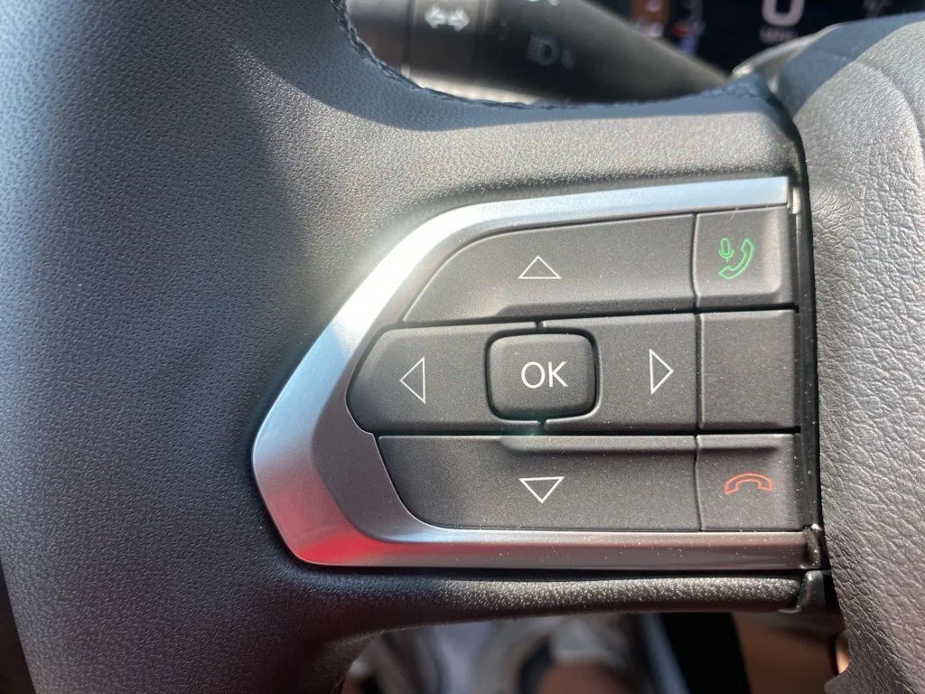 2025 Jeep Compass Limited - Photo 25